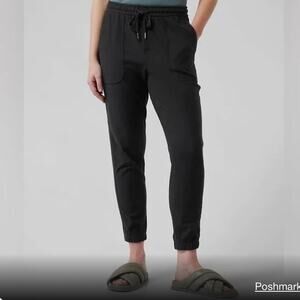 Athleta Farallon Jogger Size 26 NWT